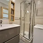 A Deux Pas De L'arc De Triomphe Equipe Apartment *