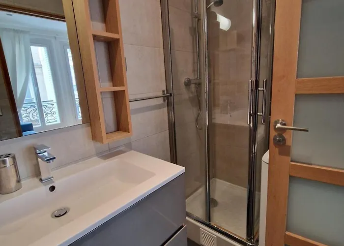 Apartment A Deux Pas De L'arc De Triomphe Equipe